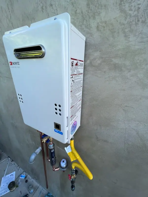 Tankless water heater installation for Golden Gate homes